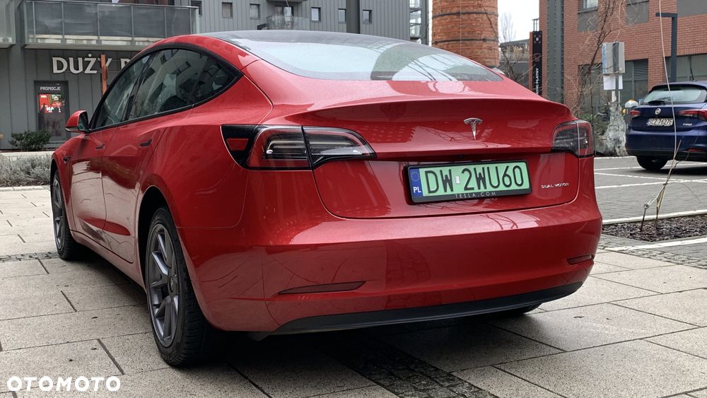Tesla Model 3 - 14
