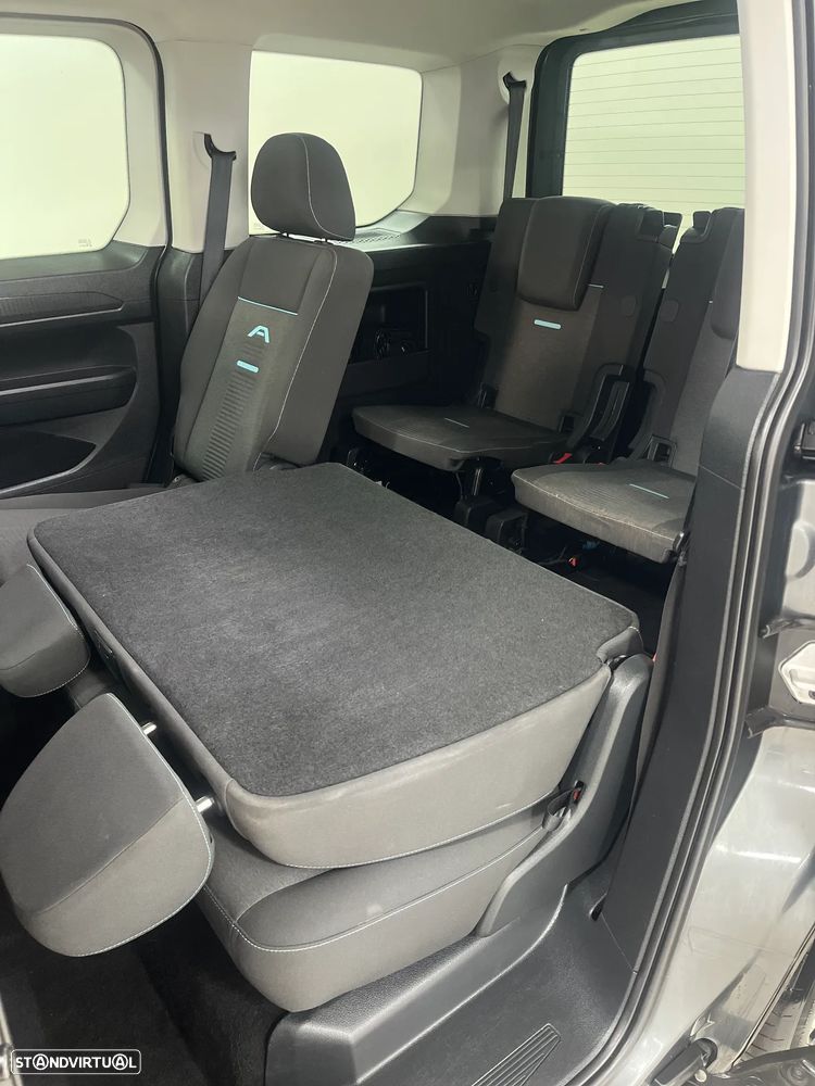 Ford Tourneo Connect Grand 1.5 EcoBoost Titanium 7L Aut. - 8