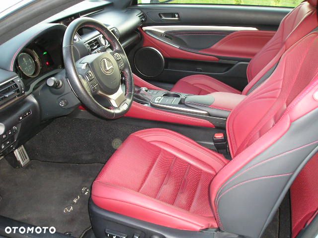 Lexus RC 300h F Sport - 8