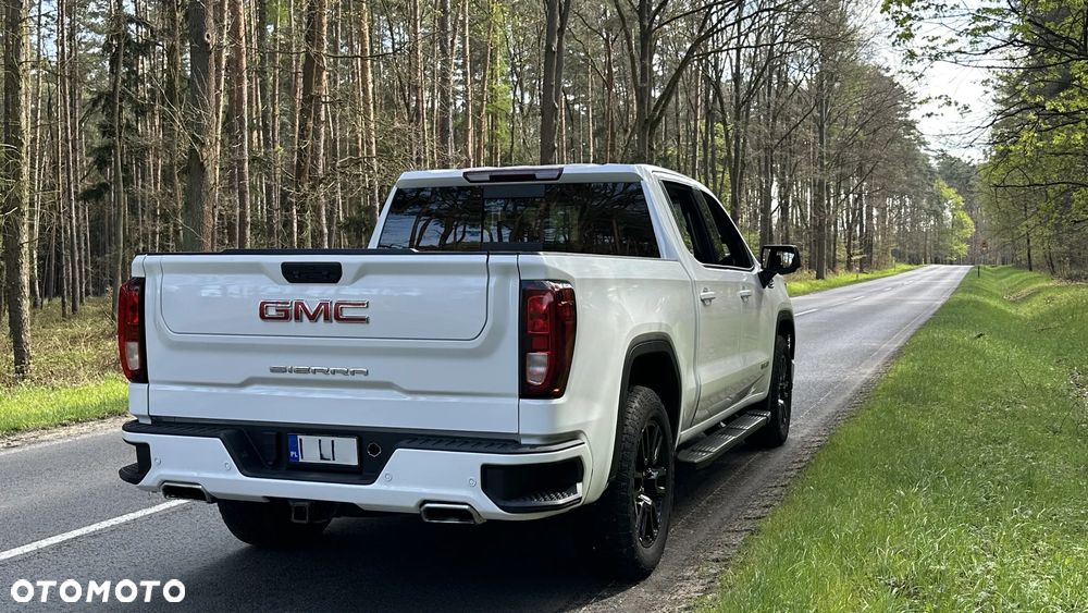 GMC Sierra - 28