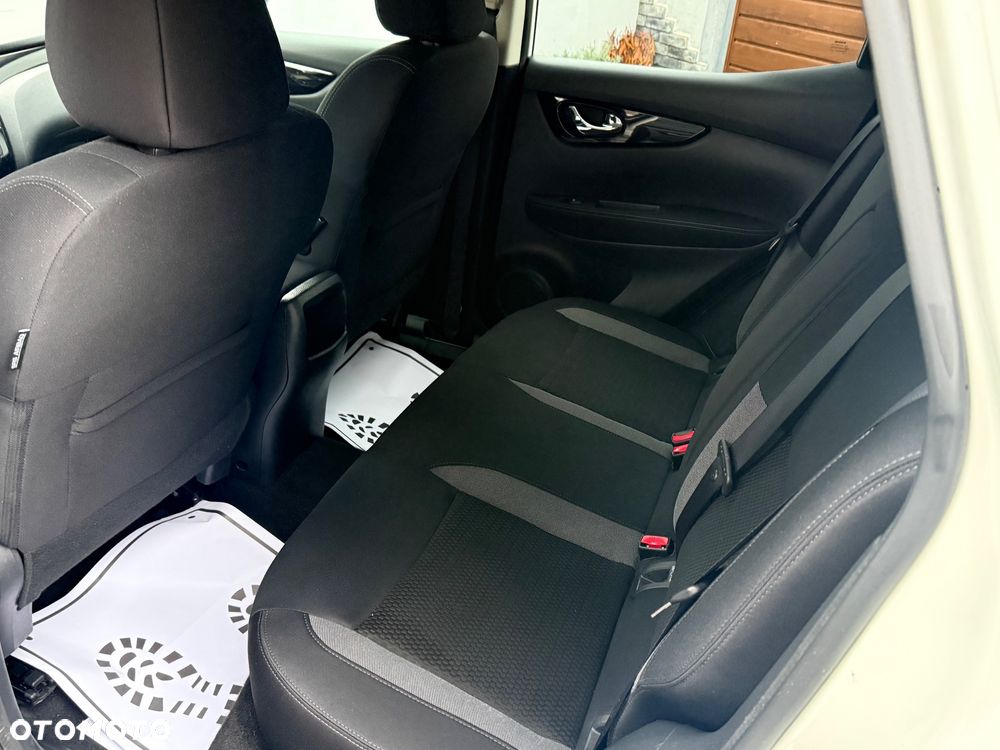 Nissan Qashqai 1.6 DIG-T Acenta - 27