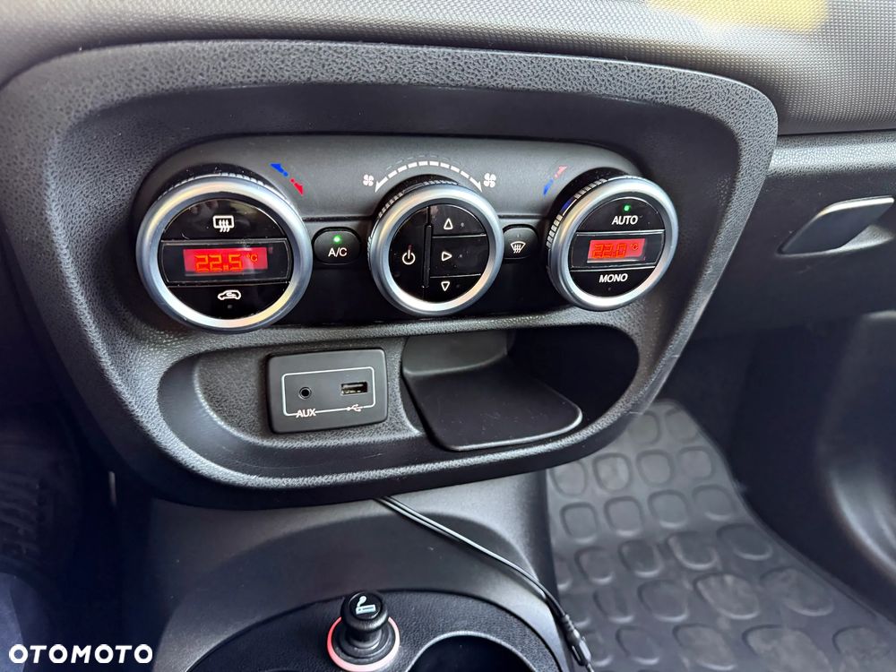 Fiat 500L 1.6 Multijet Treking S&S - 22