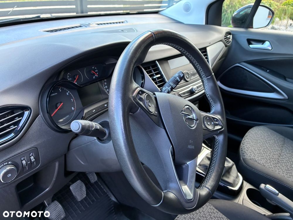 Opel Crossland X - 9