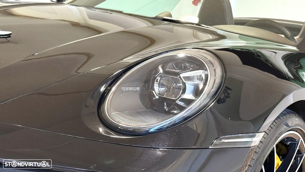 Porsche 911 (992) Turbo S PDK - 11