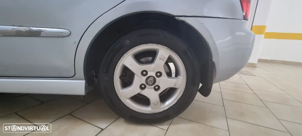 Kia Cerato 1.5 CRDi EX - 9