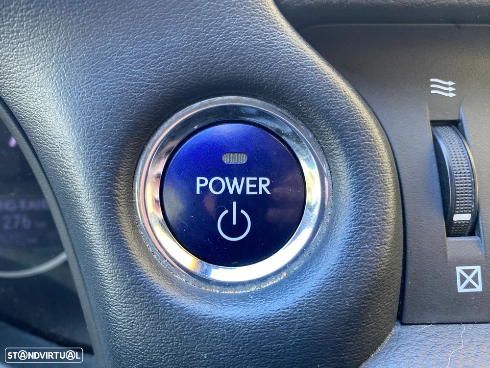 Lexus CT 200h - 11