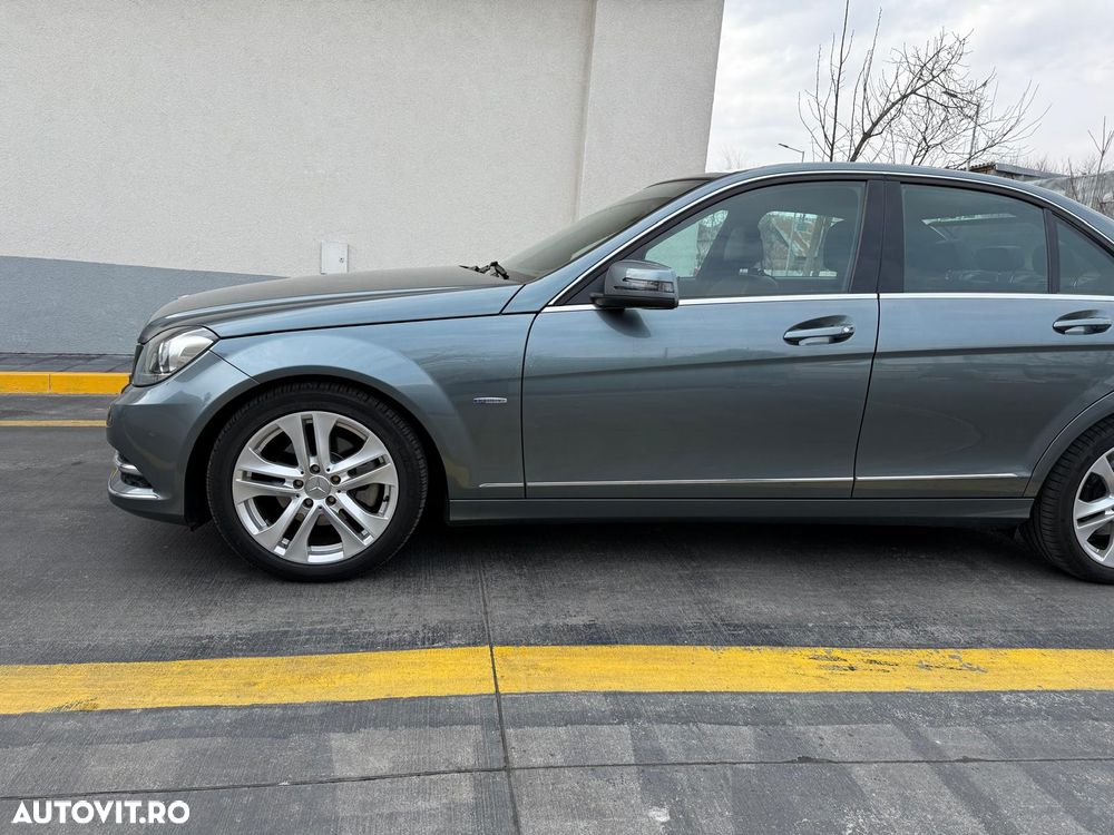 Mercedes-Benz C 250 CGI BlueEFFICIENCY Aut. - 14