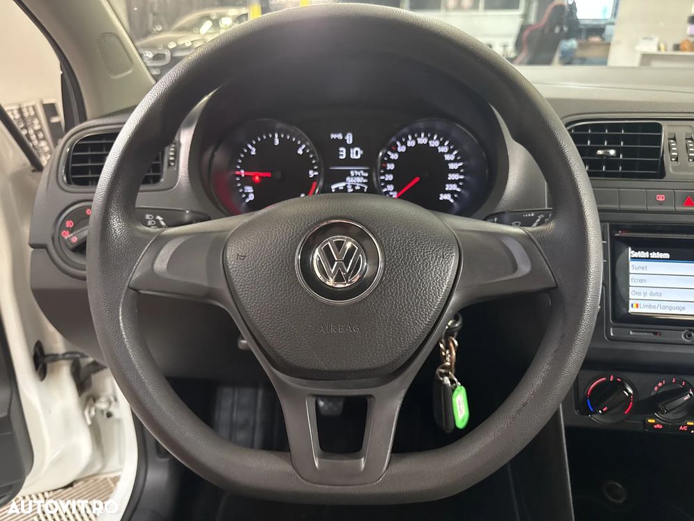 Volkswagen Polo - 16