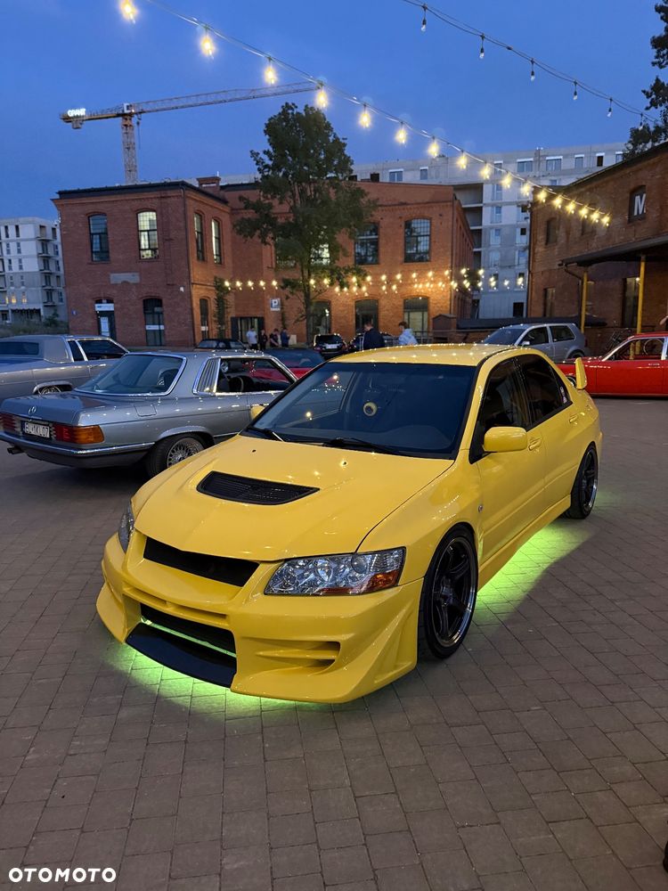 Mitsubishi Lancer Evolution IX - 4
