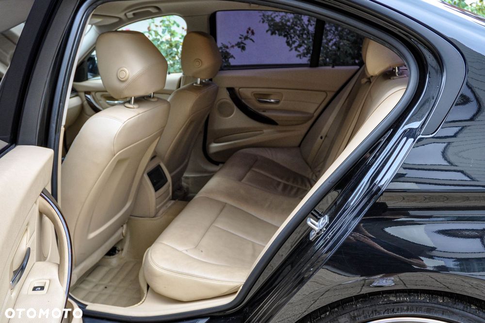 BMW Seria 3 - 8