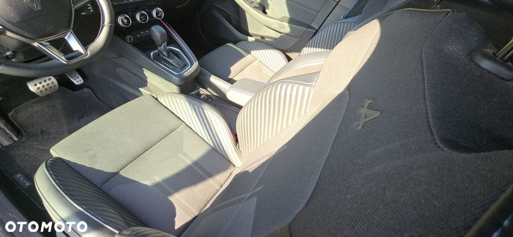Renault Clio - 29