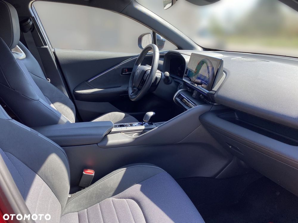 Toyota C-HR - 11