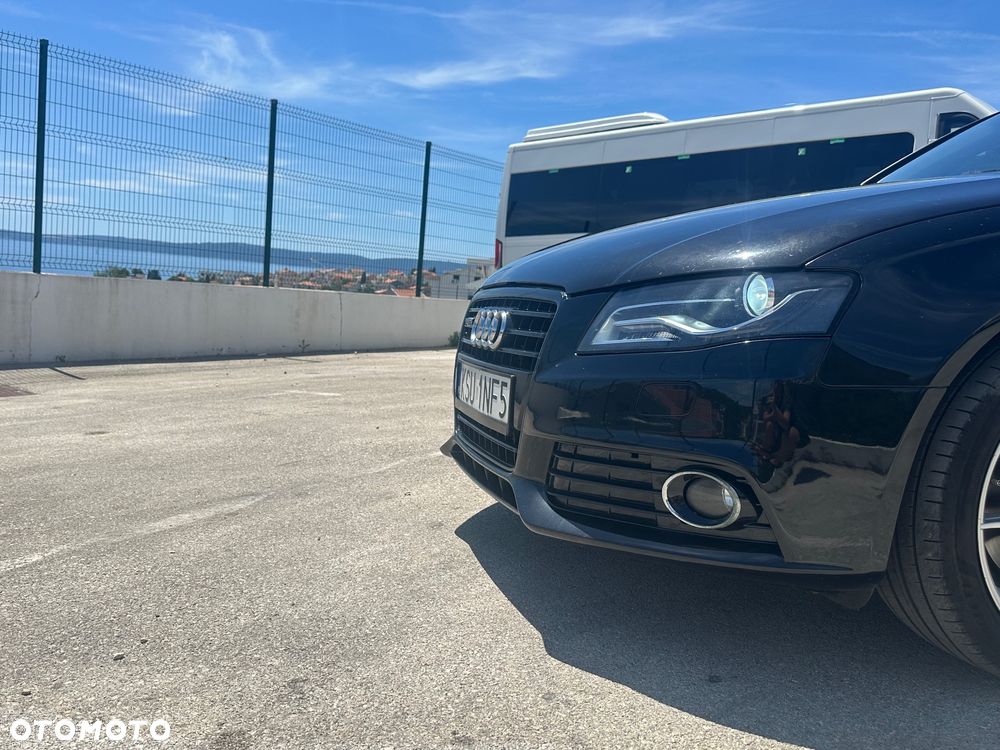 Audi A4 Avant - 27