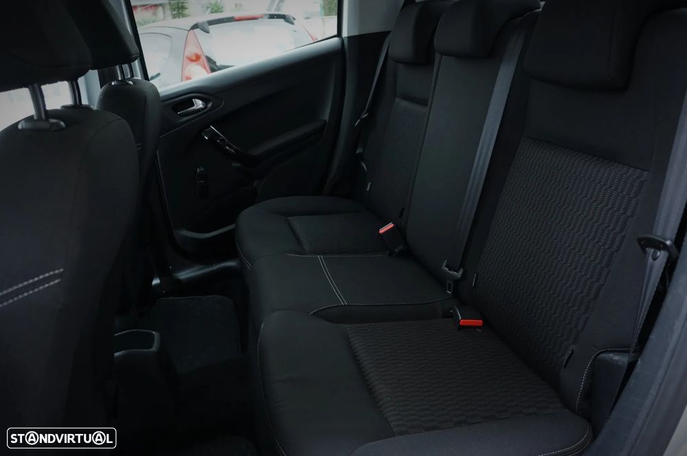 Peugeot 208 1.6 BlueHDi Style - 14