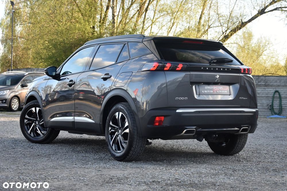 Peugeot 2008 PureTech 130 EAT8 GT - 5