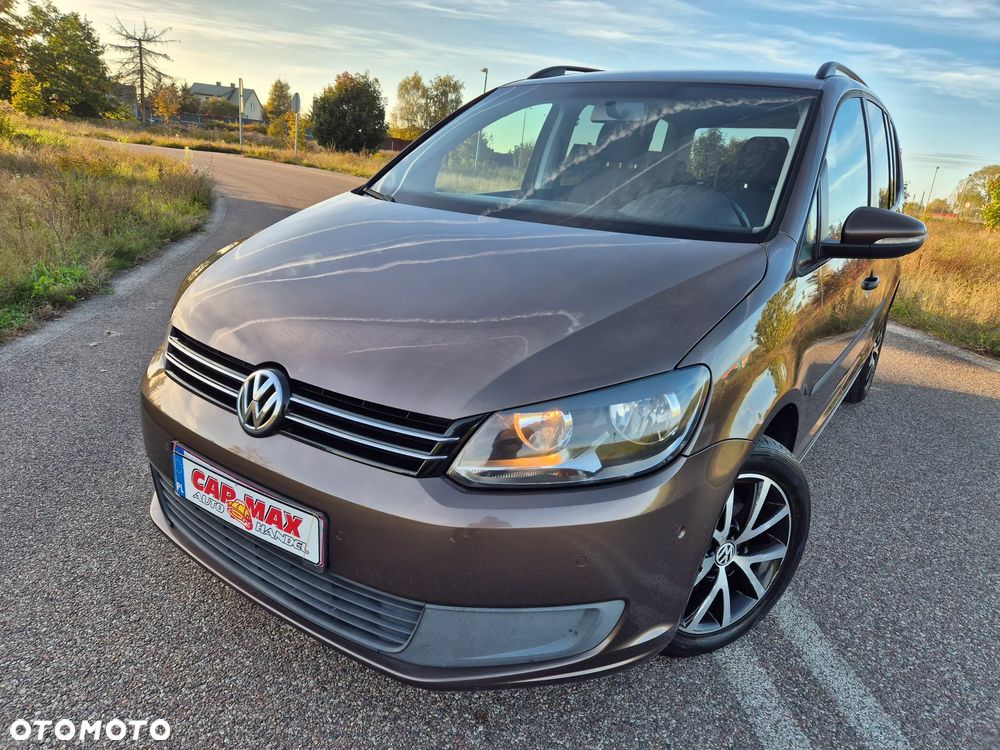 Volkswagen Touran - 18
