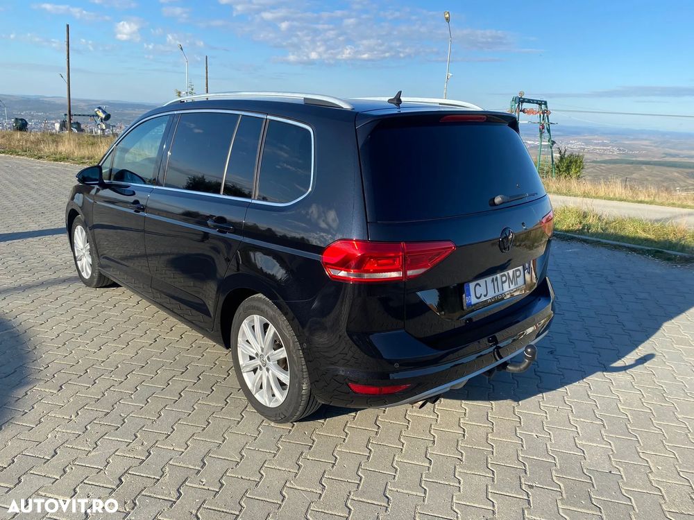 Volkswagen Touran 2.0 TDI SCR Highline - 6