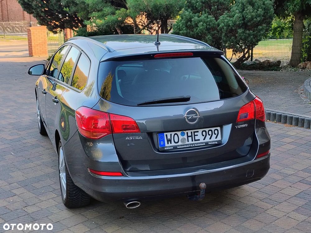 Opel Astra 1.4 Turbo Edition - 30
