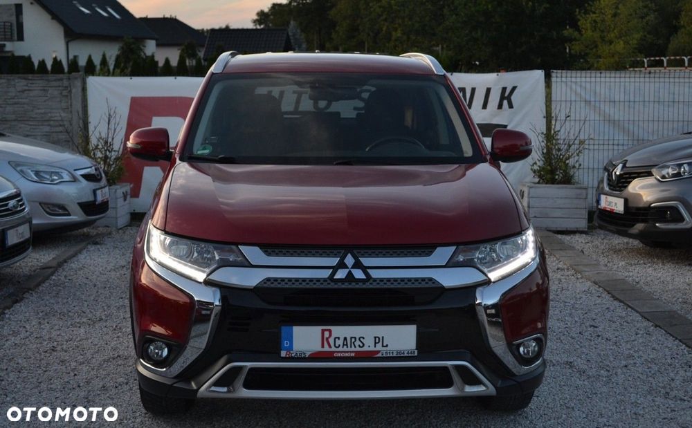 Mitsubishi Outlander 2.0 Intense + 2WD - 21