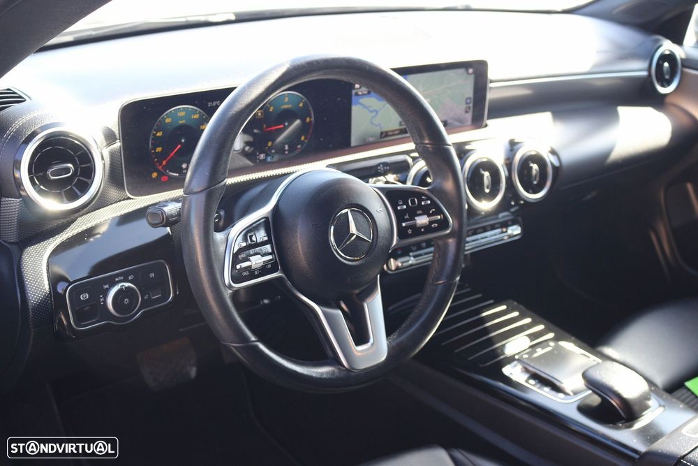 Mercedes-Benz CLA 180 d Shooting Brake Progressive Aut. - 24