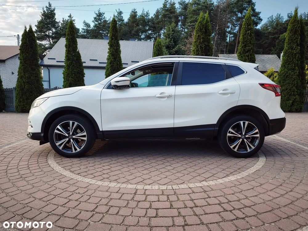 Nissan Qashqai 1.6 DIG-T N-Connecta - 11
