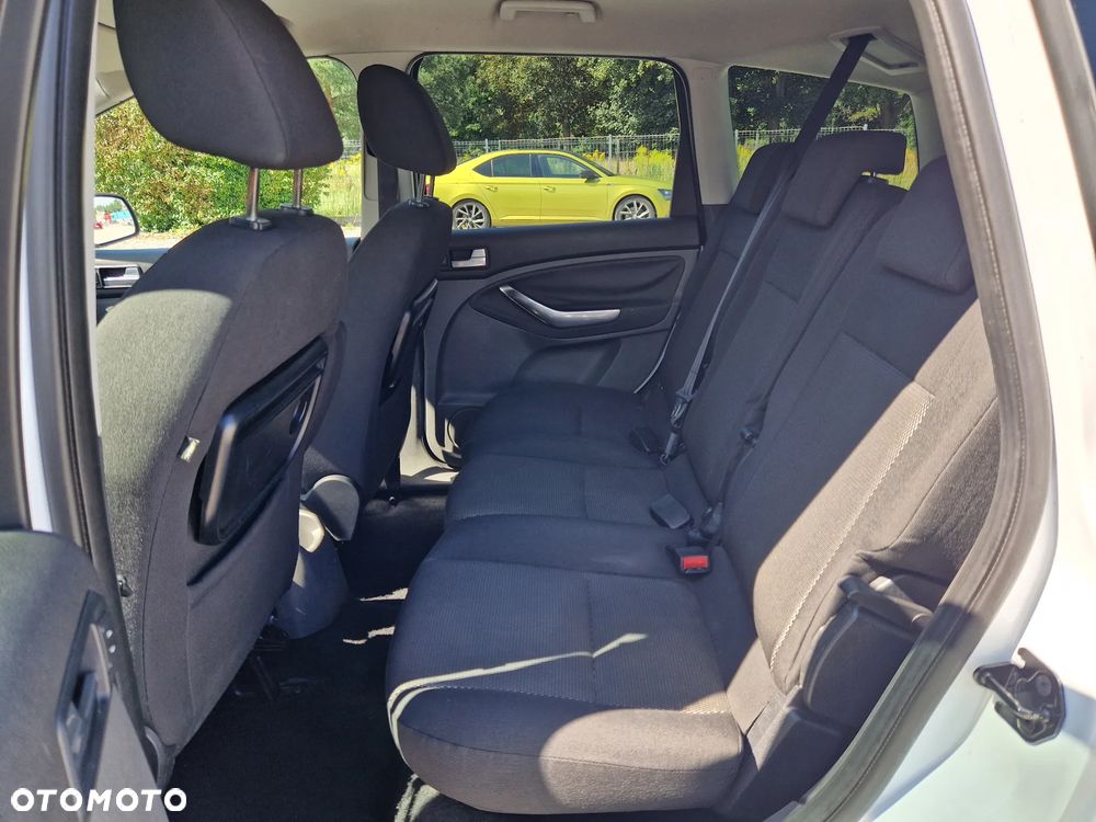 Ford C-MAX 1.8 Gold X - 12