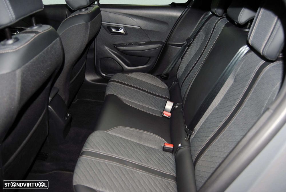 Peugeot 208 1.2 Hybrid Allure e-DCS6 - 17