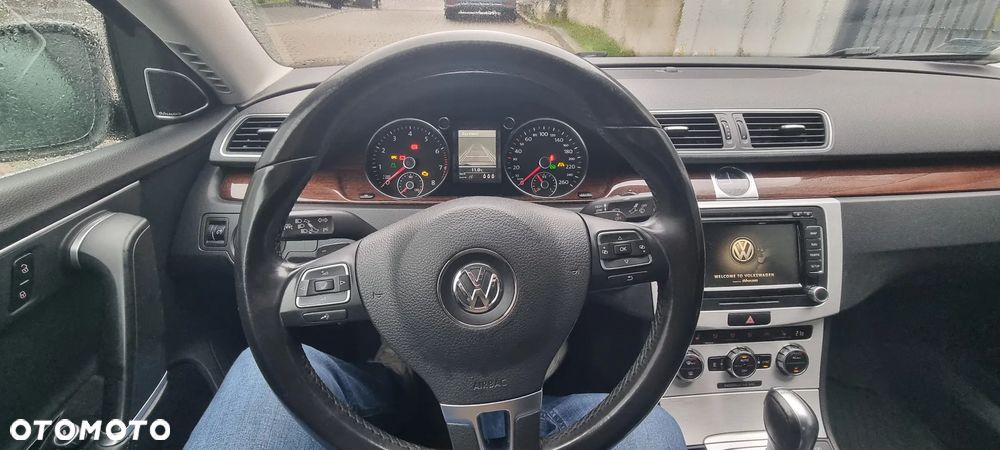 Volkswagen Passat 2.0 TSI Highline DSG - 9