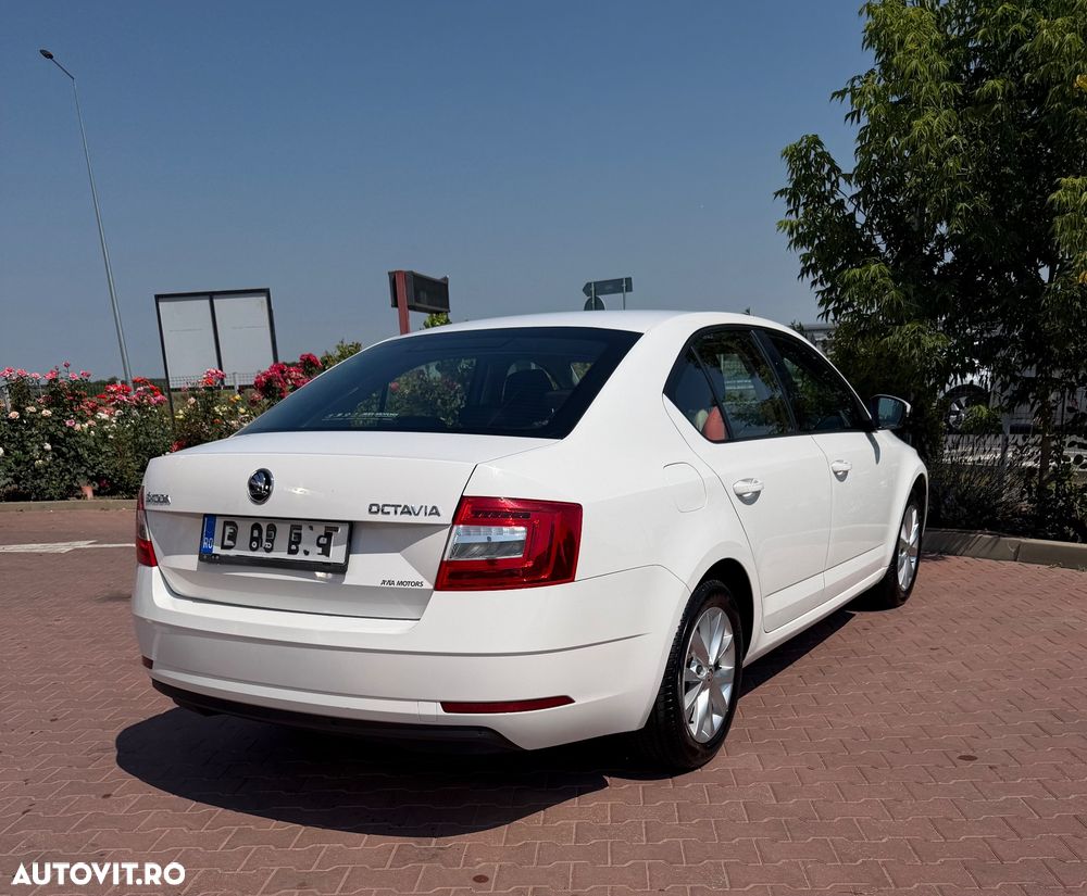 Skoda Octavia 1.0 TSI DSG Style - 4