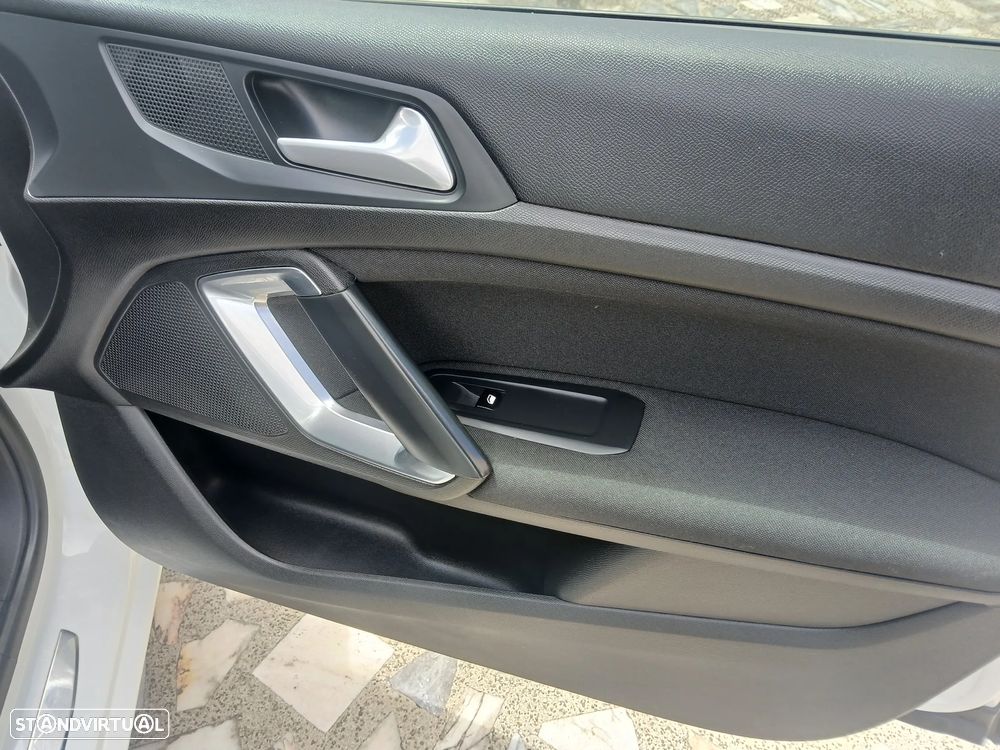 Peugeot 308 SW 1.5 BlueHDi Active - 36