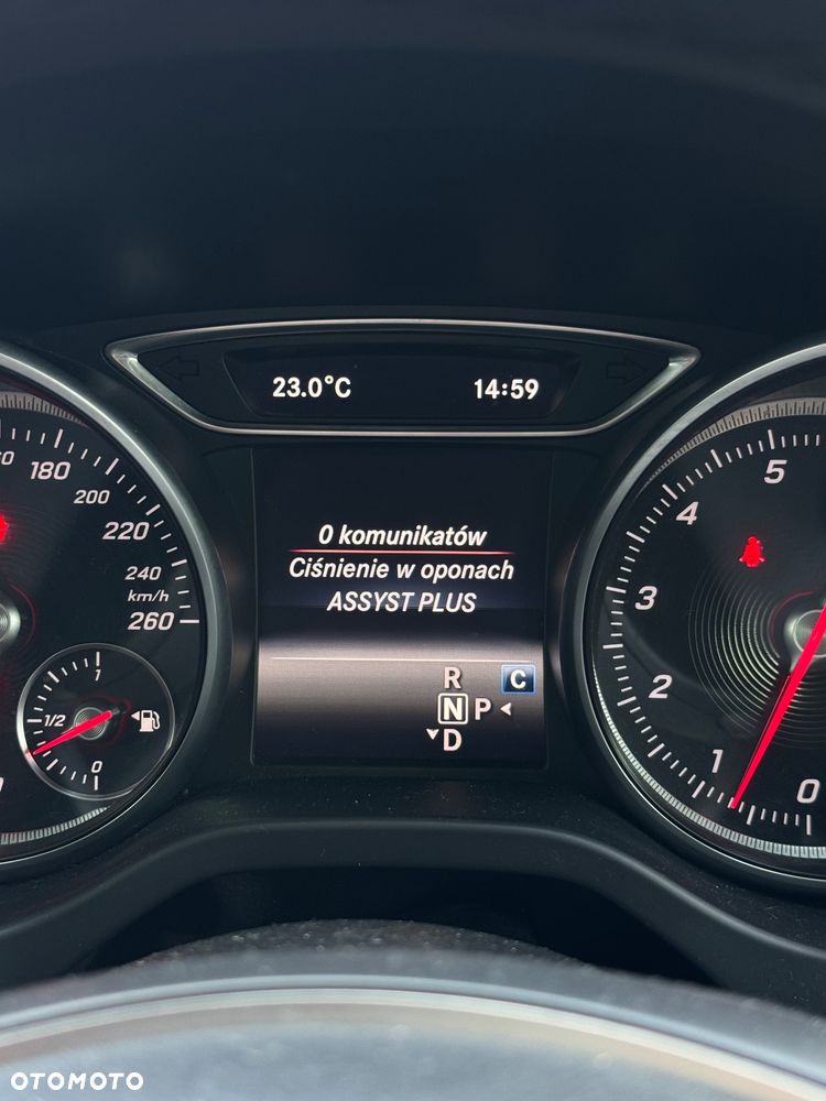 Mercedes-Benz CLA - 15