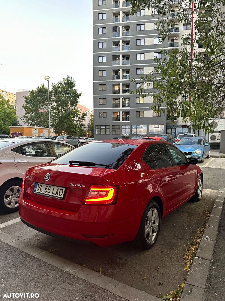 Skoda Octavia 2.0 TDI Style - 6