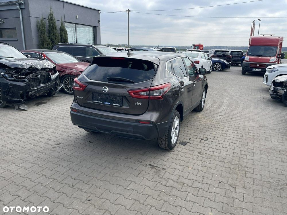 Nissan Qashqai 1.2 DIG-T N-Vision - 2