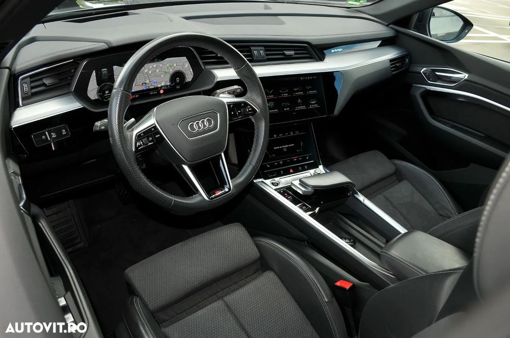 AUDI e-tron 2023 — imagine 10