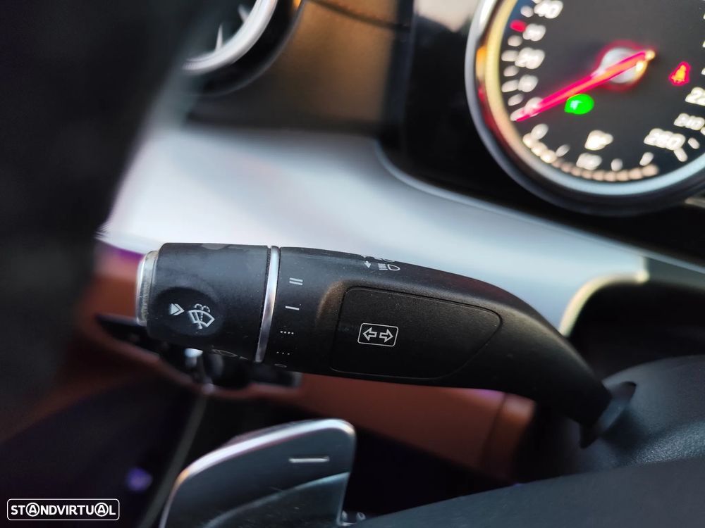 Mercedes-Benz E 220 d Cabrio 9G-Tronic AMG Line - 20