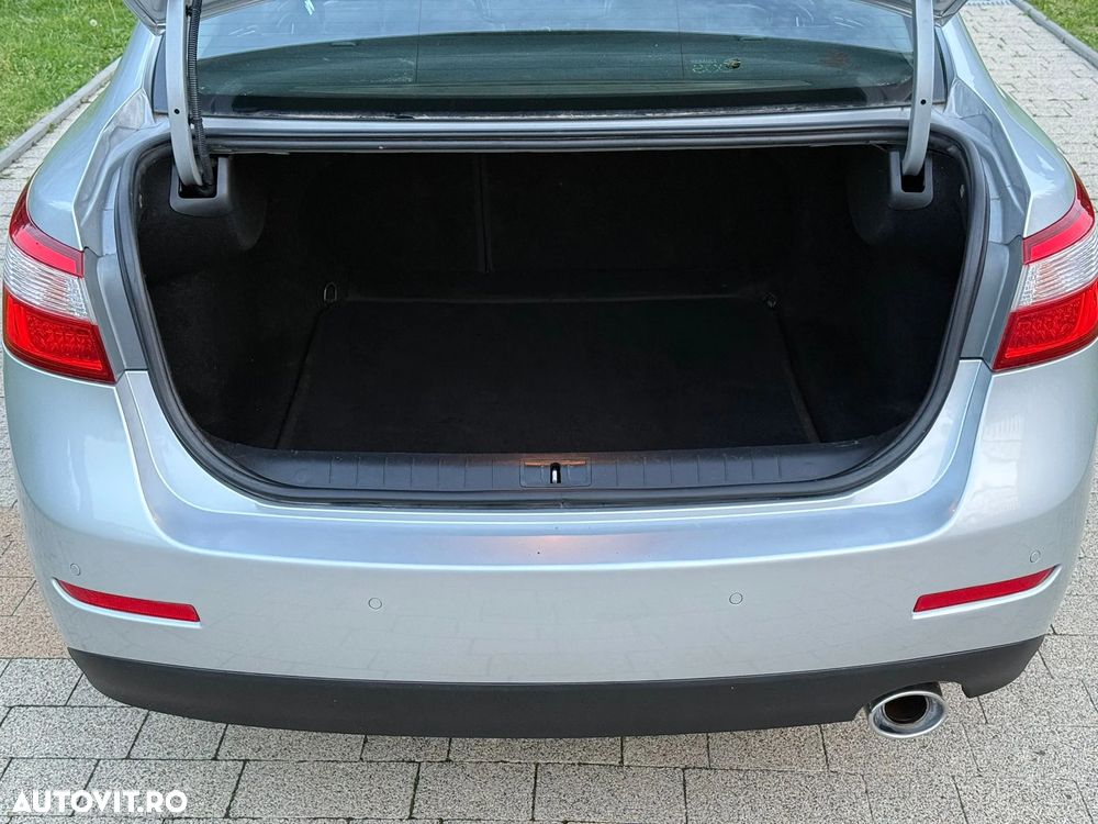 Renault Latitude 2.0 dCi Luxury - 19