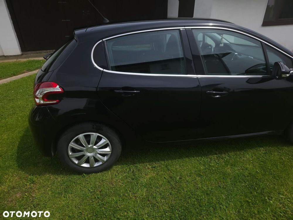 Peugeot 208 1.2 VTi Allure - 13