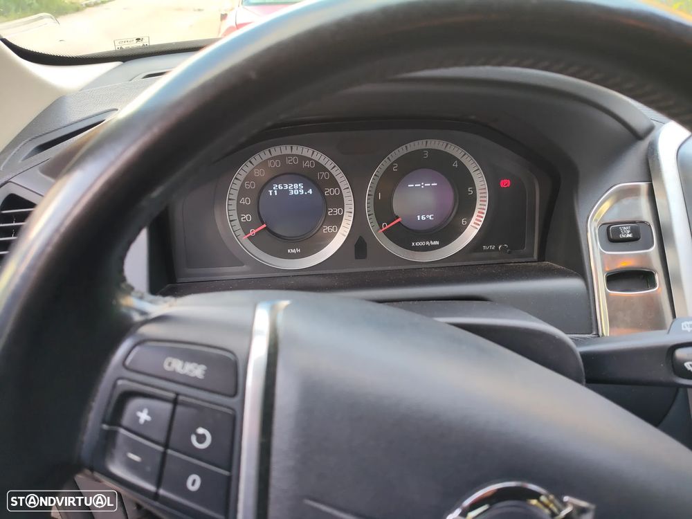 Volvo XC 60 2.0 D4 Momentum Start/Stop - 7