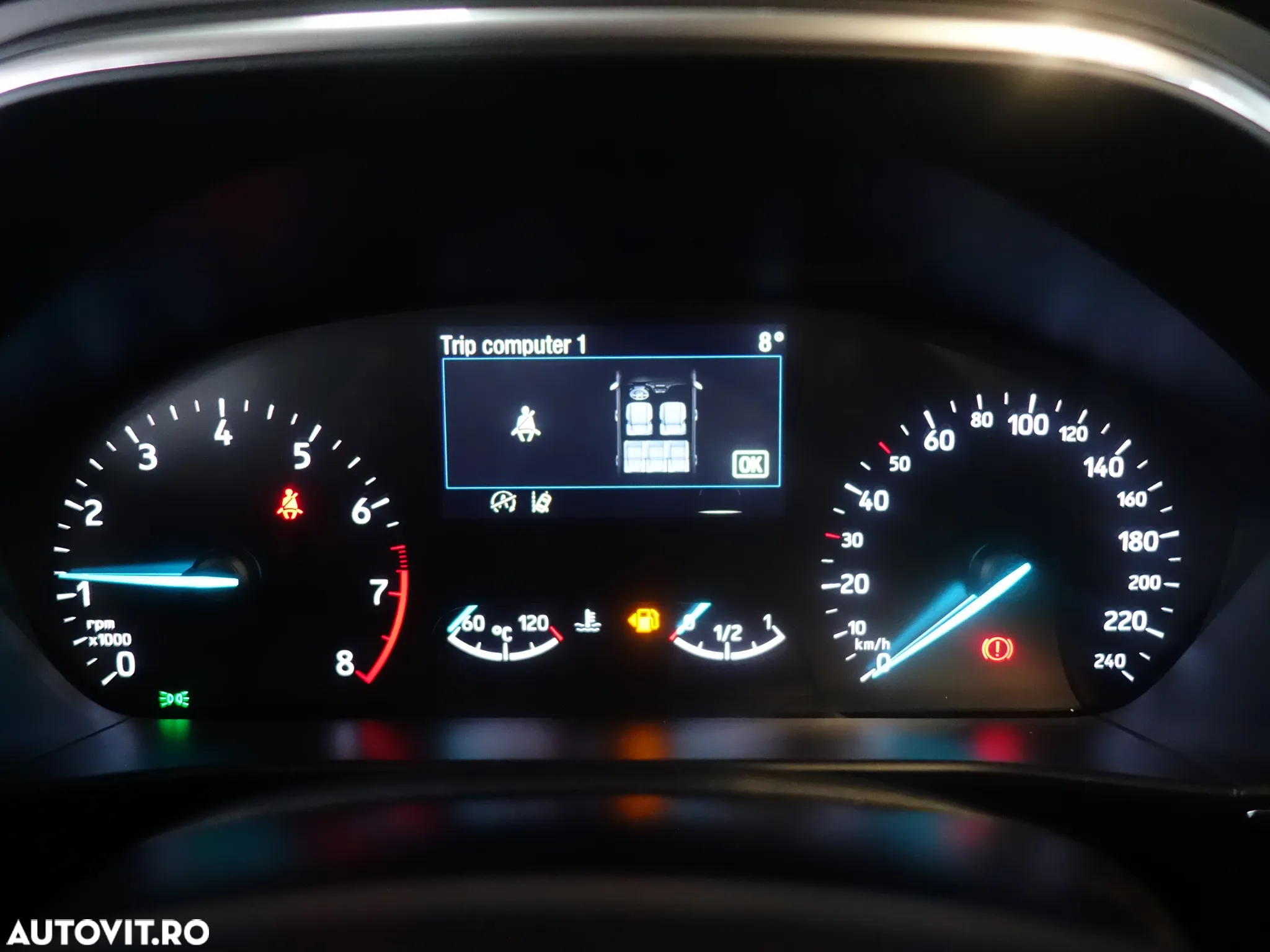 Ford Focus 1.0 EcoBoost MHEV Titanium - 10