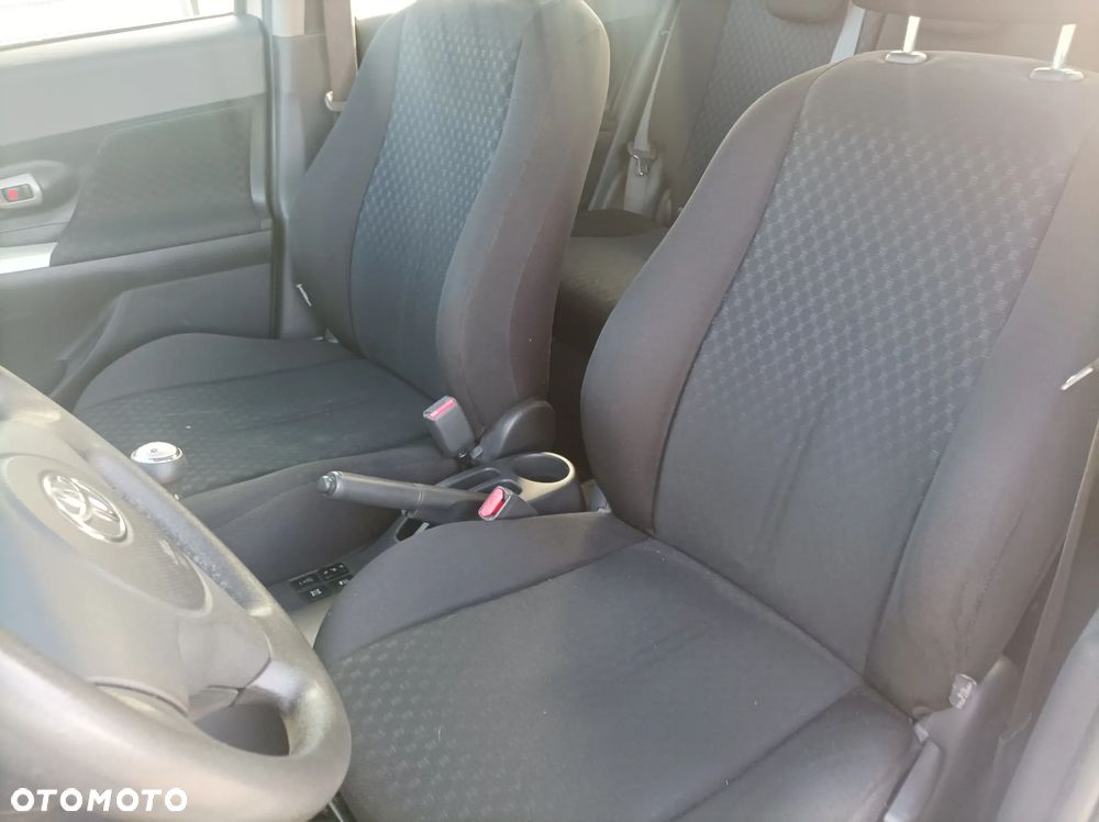 Toyota Urban Cruiser 1.4 D-4D 4x4 Life - 20