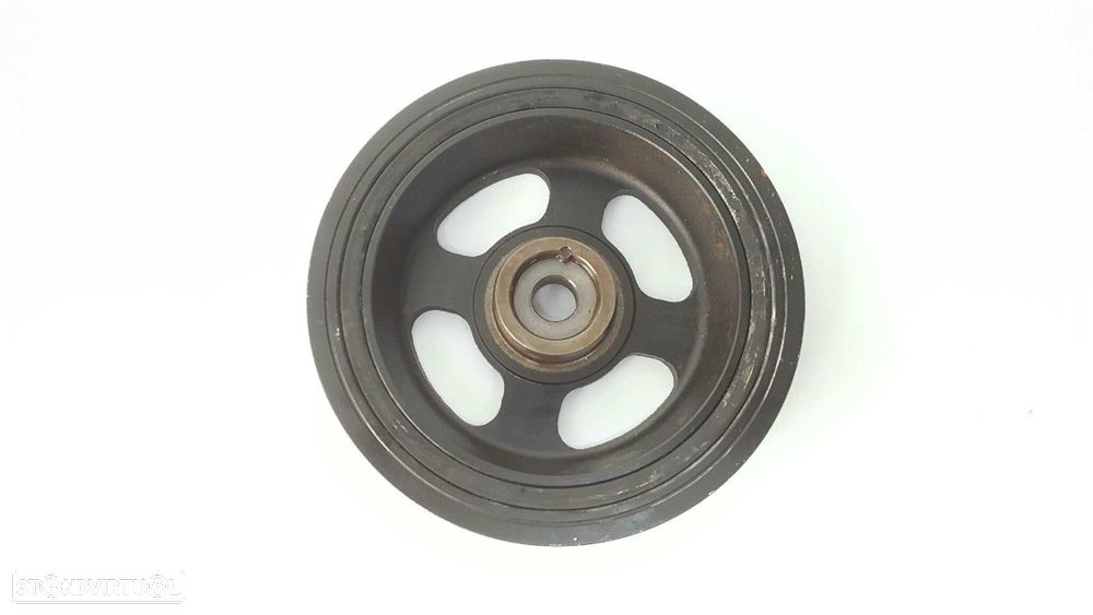 POLI DA CAMBOTA KIA NIRO CONCEPT - 3