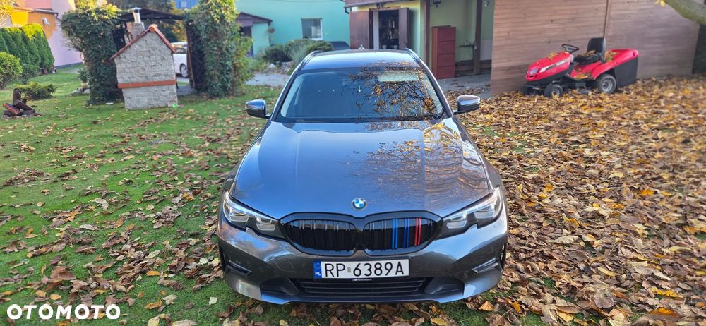 BMW 3 Series 2020 photo 5