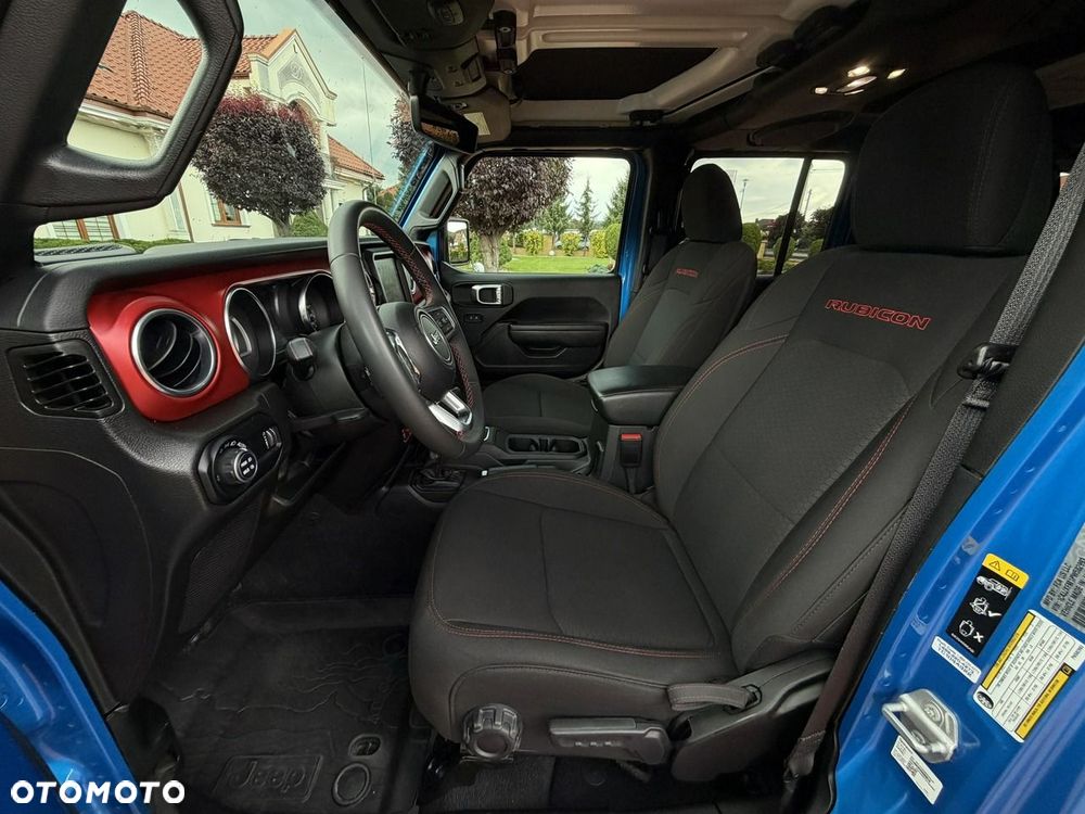 Jeep Wrangler - 21
