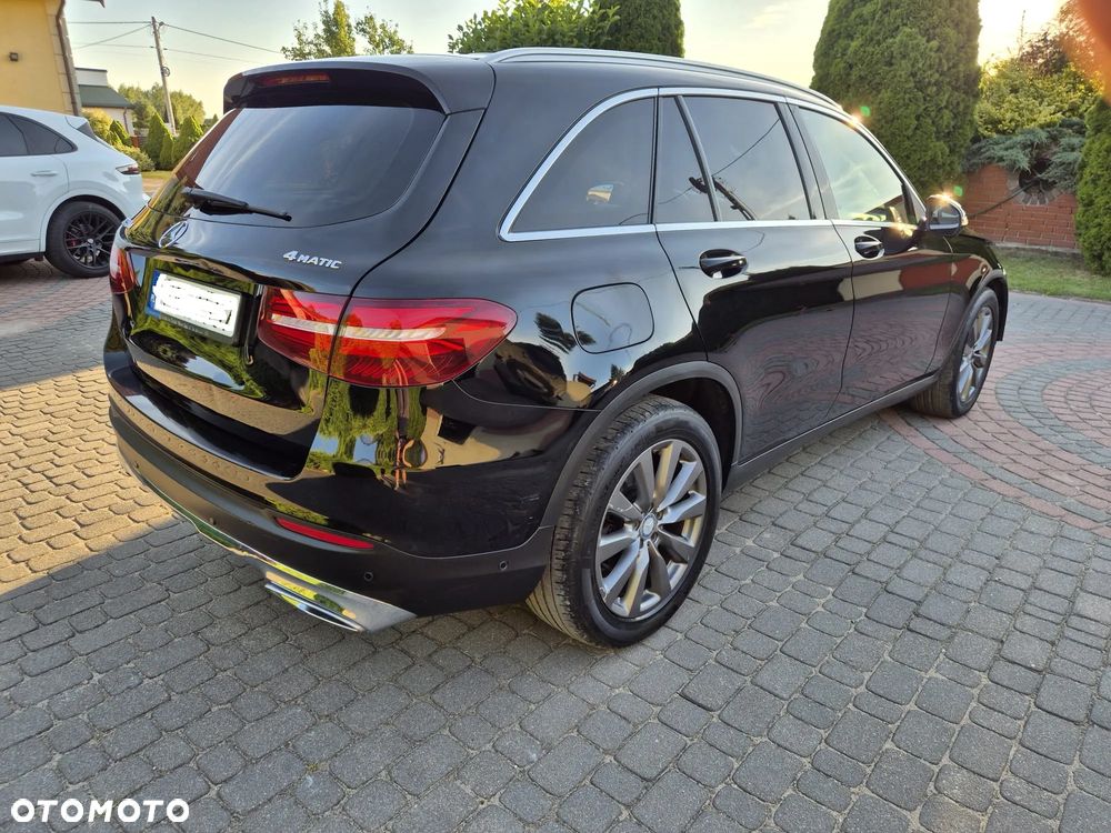 Mercedes-Benz GLC - 1