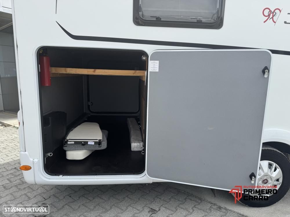 Dethleffs T 7052 DMB Just c.central e basculante - 45