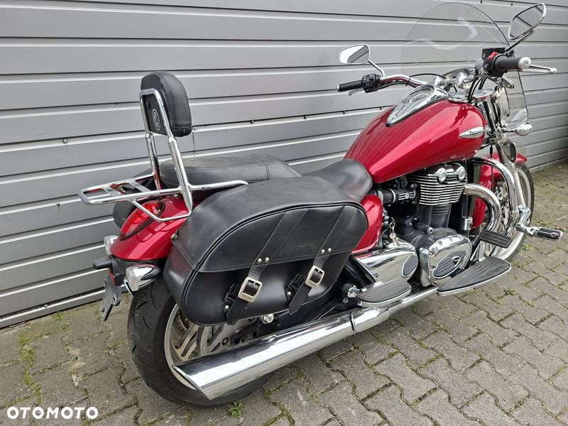 Triumph Thunderbird - 9