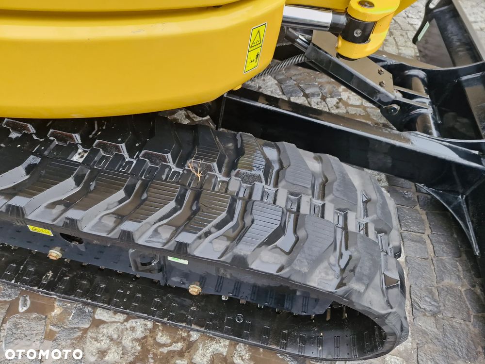 Caterpillar 304 E2 - 12