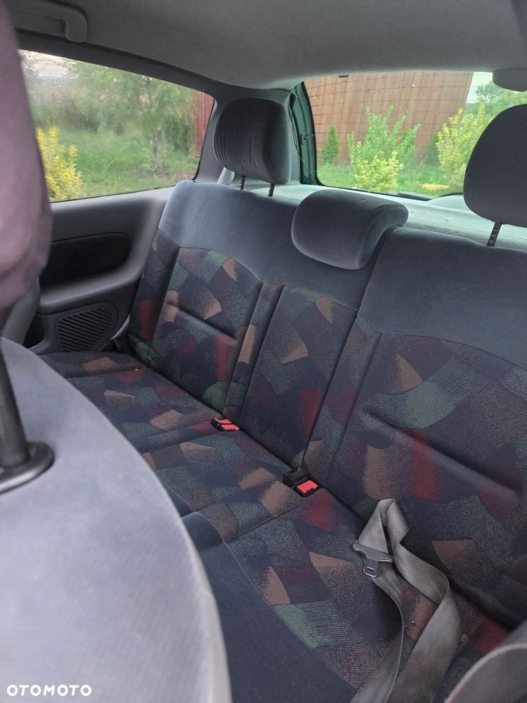 Renault Clio 1.4 RT - 8