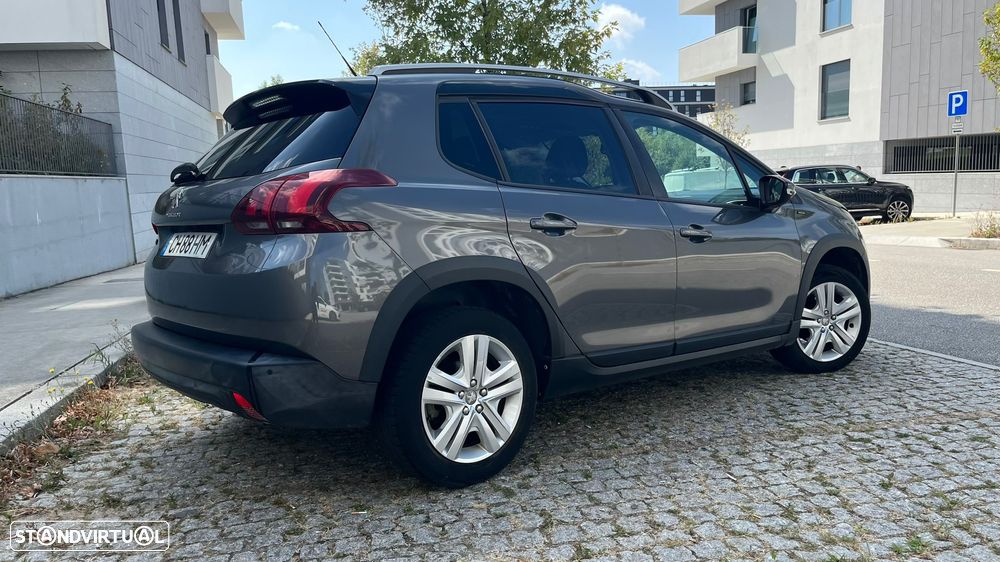 Peugeot 2008 PureTech 82 Allure - 4