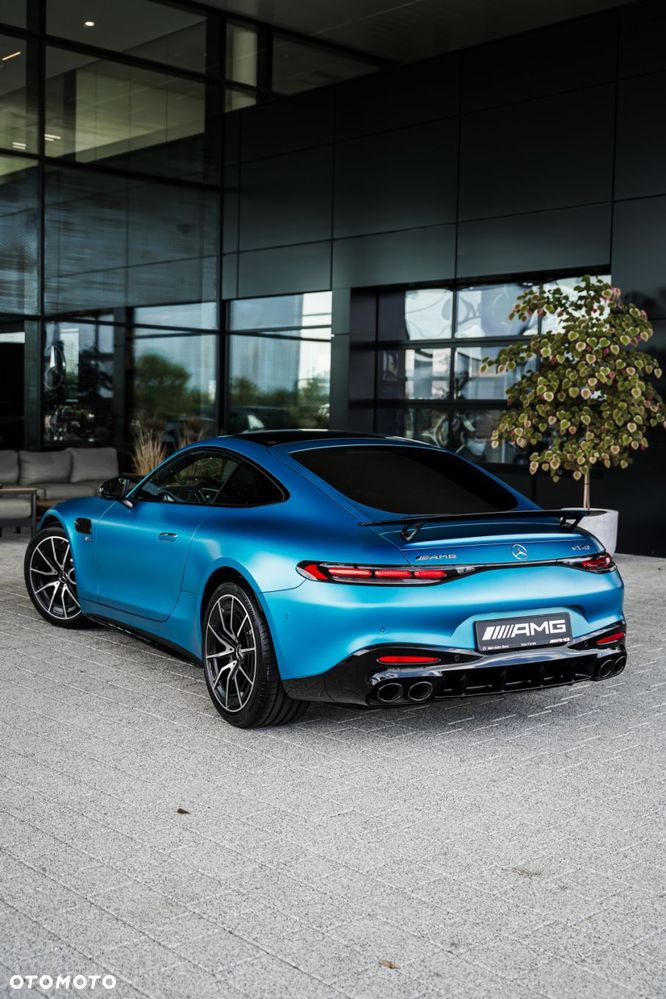 Mercedes-Benz AMG GT - 22